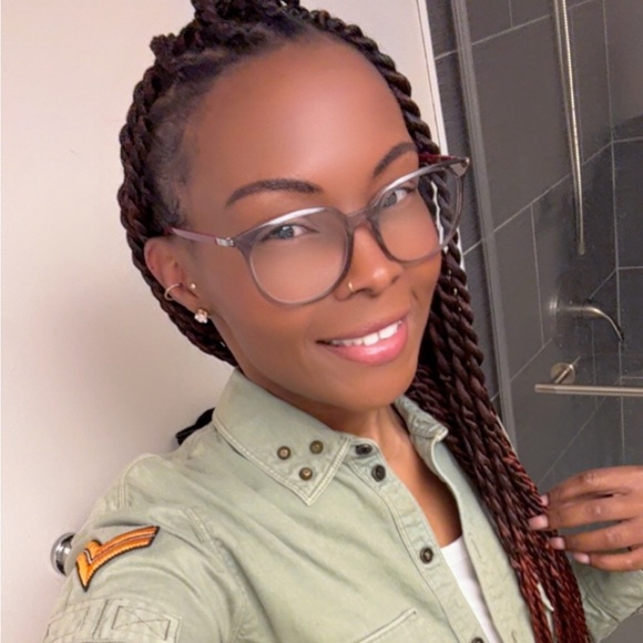 Meet your Posher, Morgan - Picture 2 of 5